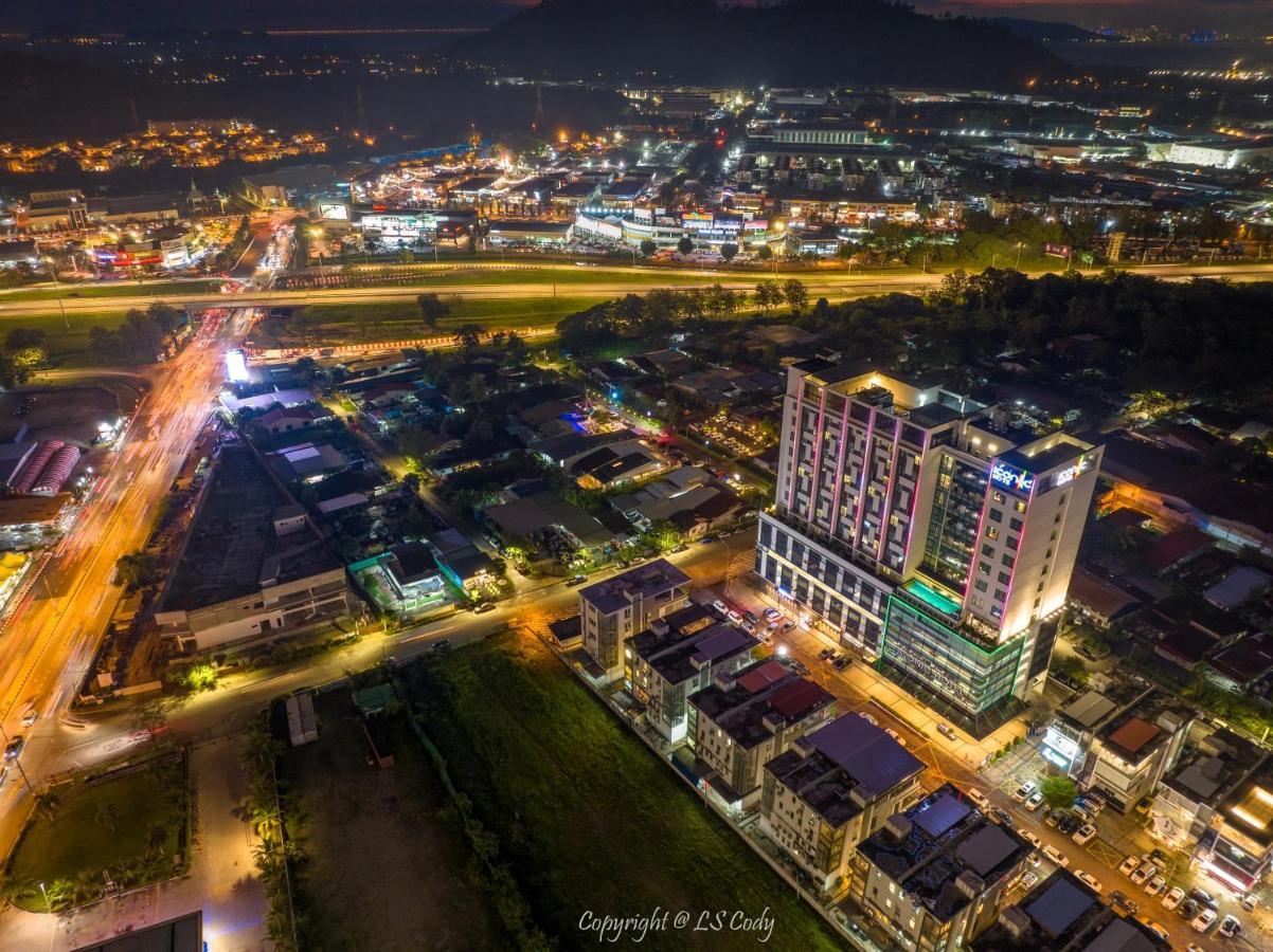 โรงแรมไอโคนิค ไปร ปีนัง บูกิต เมอร์ตาจัม ภายนอก รูปภาพ