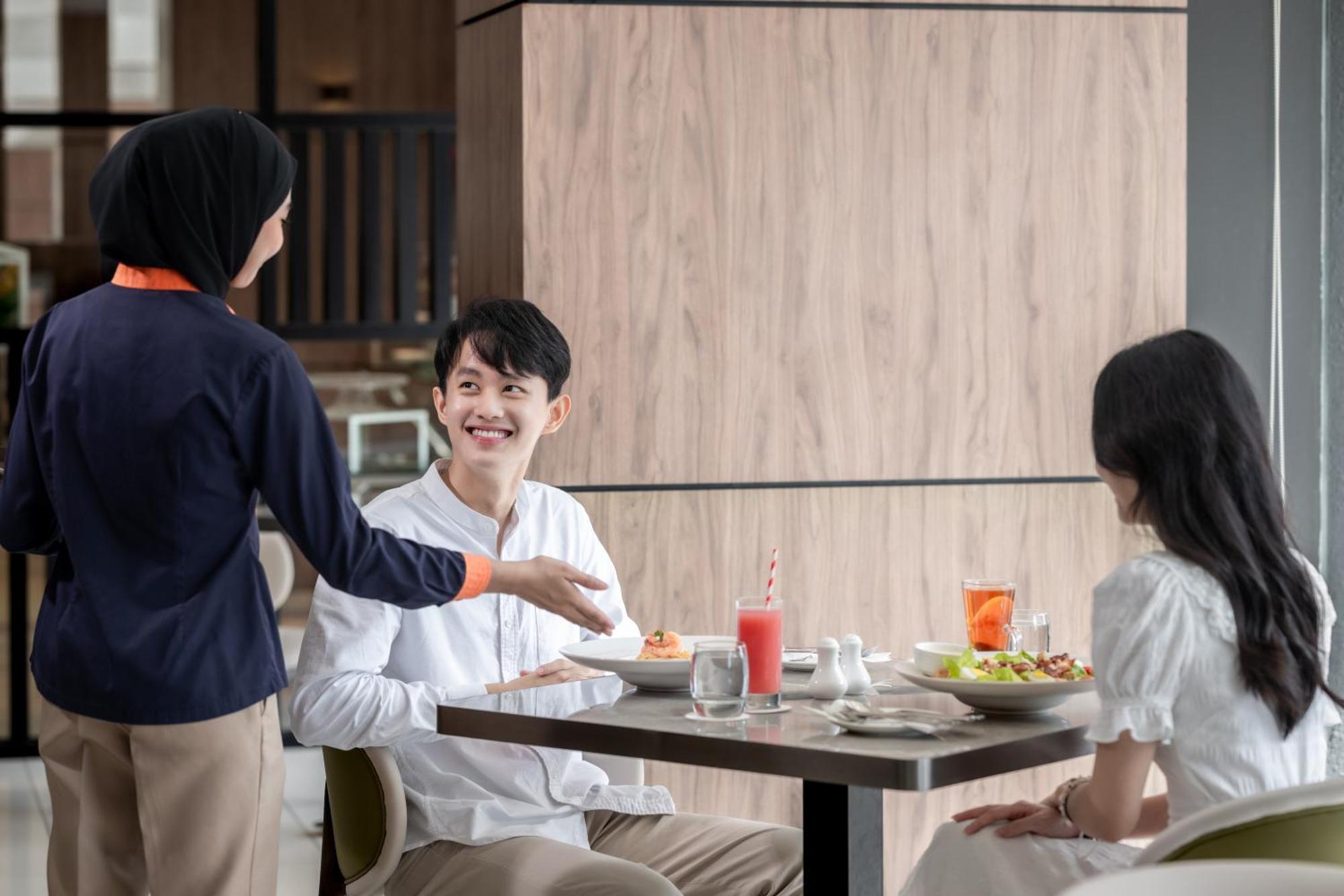 โรงแรมไอโคนิค ไปร ปีนัง บูกิต เมอร์ตาจัม ภายนอก รูปภาพ